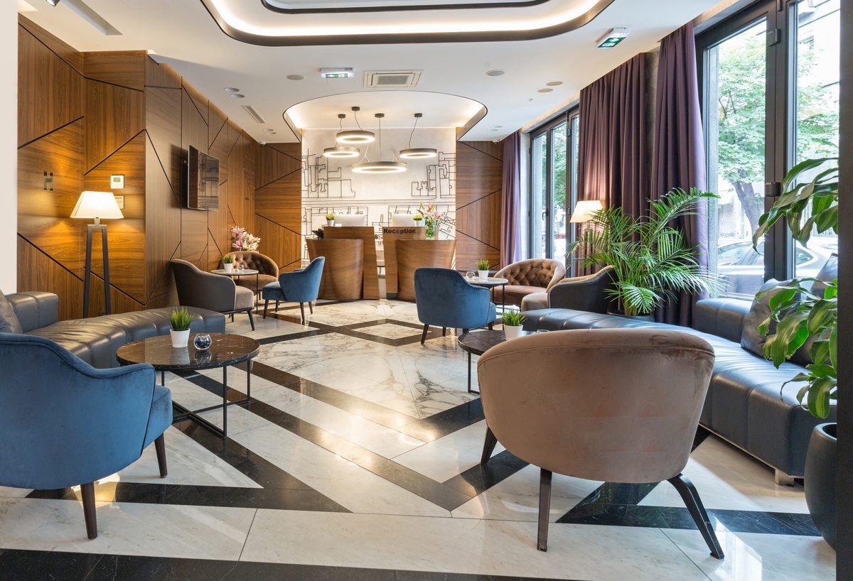 Hotel lobby and lounge audio